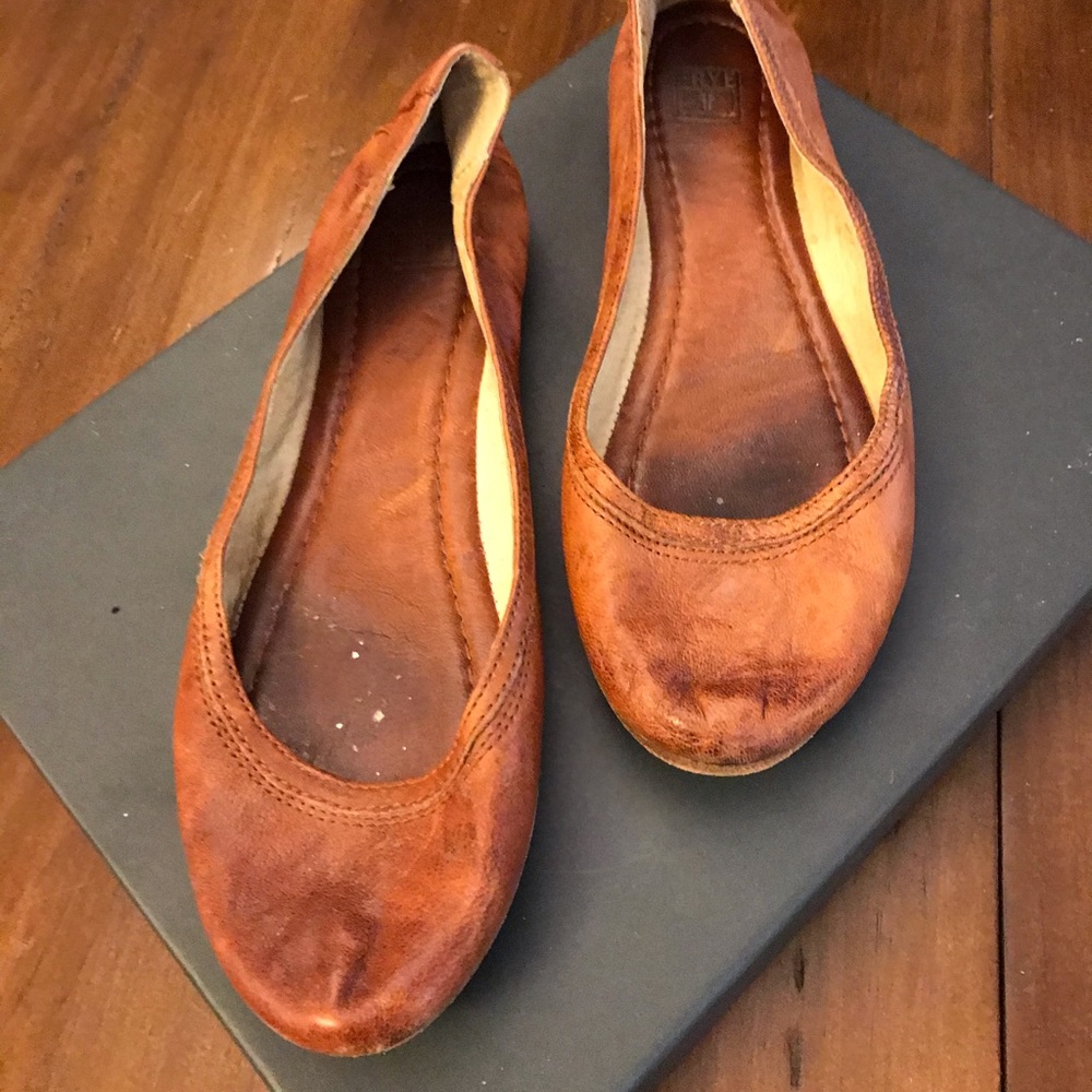 Frye Carson Ballet Flats Cognac Size 8